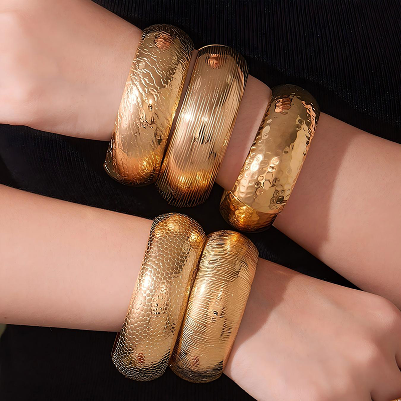 Gold bangle bracelet for women, spring hinged stackable bracelet set, fashionable cuff bracelet, stackable fashion jewelry gift