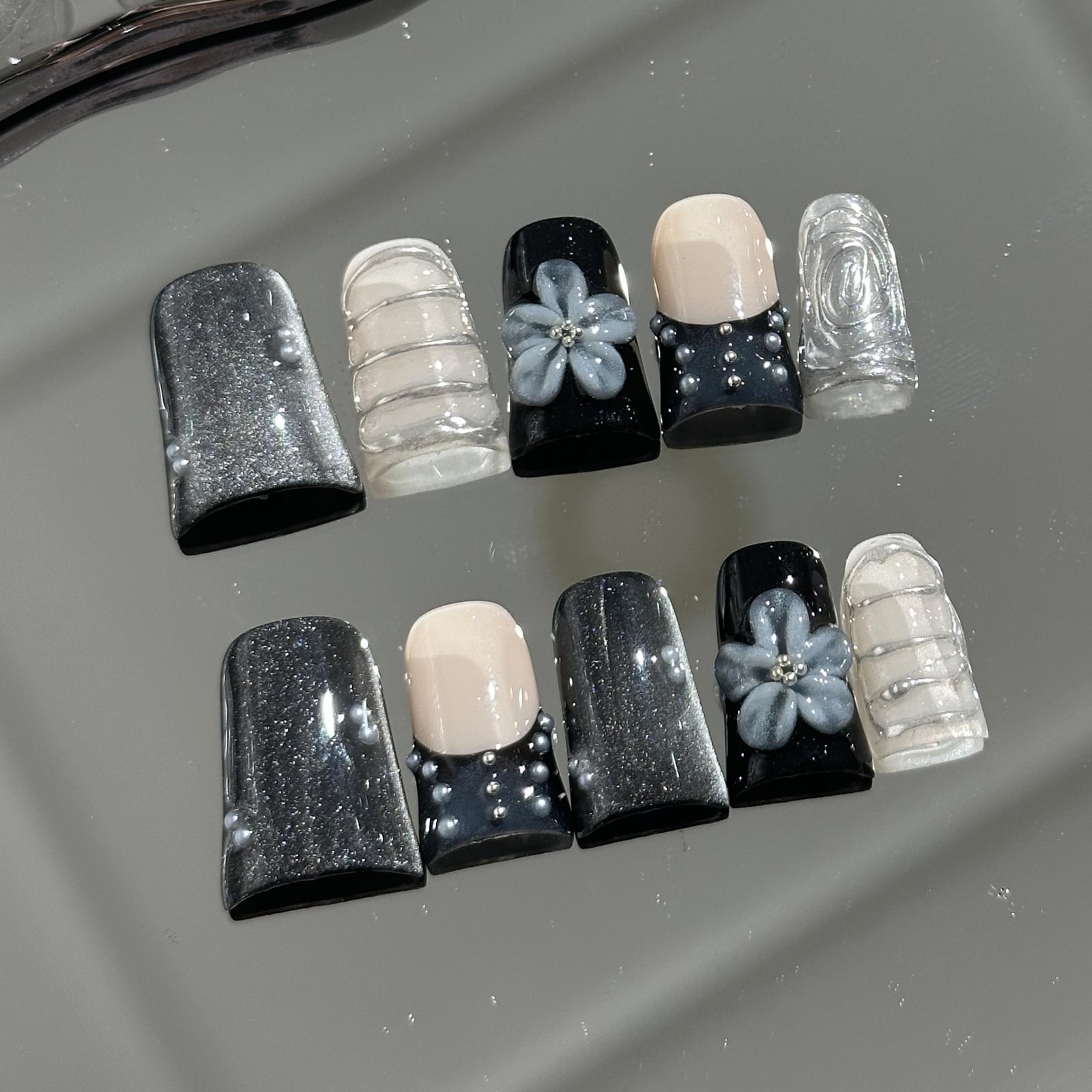 RareGoddess Handcrafted Press-On Nails 鸭嘴57