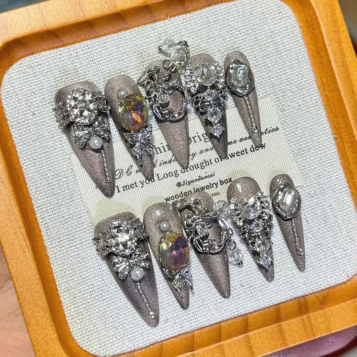 RareGoddess Handcrafted Press-On Nails YH-54