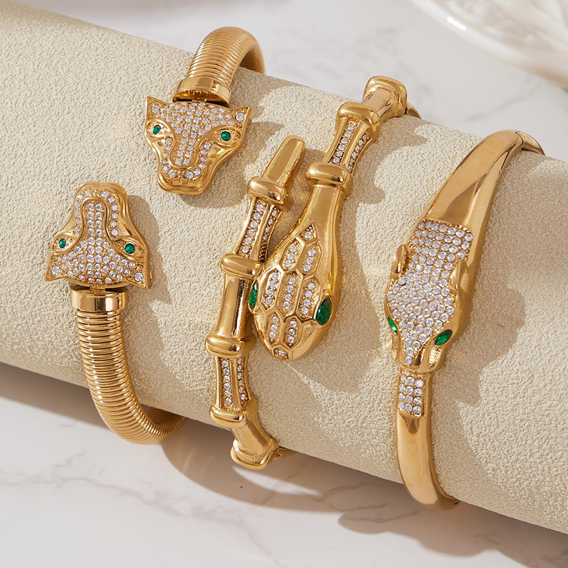 Women's 18K gold-plated serpentine stainless steel hinge clasp zircon bracelet, fashionable women's jewelry that won't fade