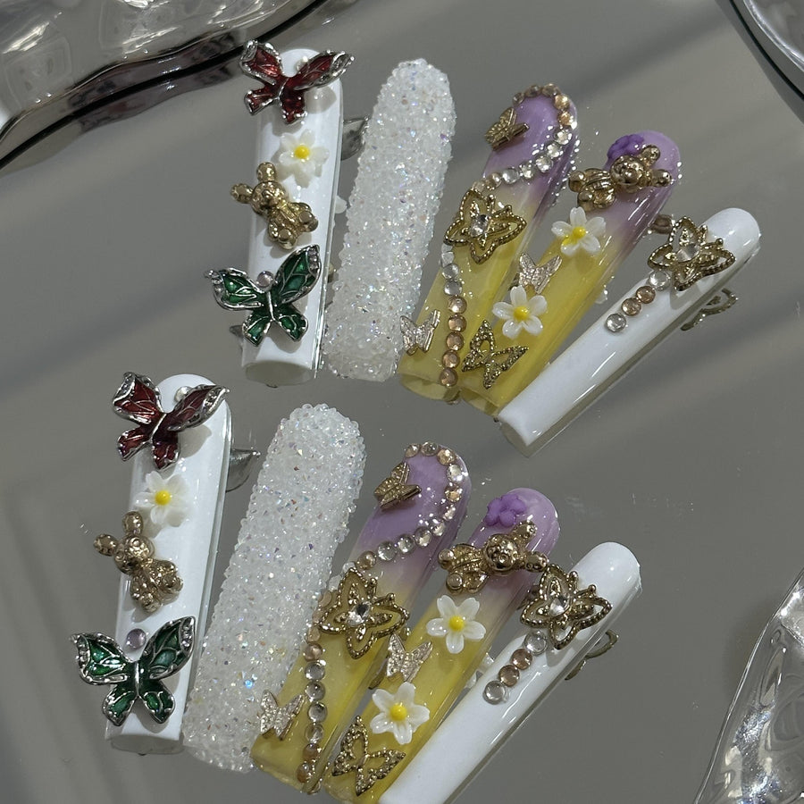 RareGoddess Handcrafted Press-On Nails 水管-E