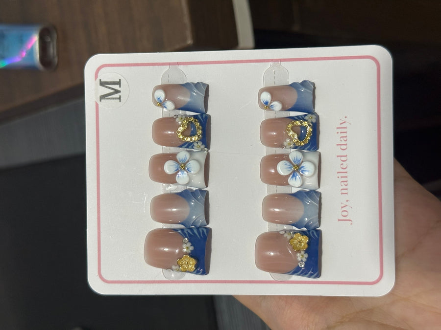RareGoddess Handcrafted Press-On Nails 鸭嘴39