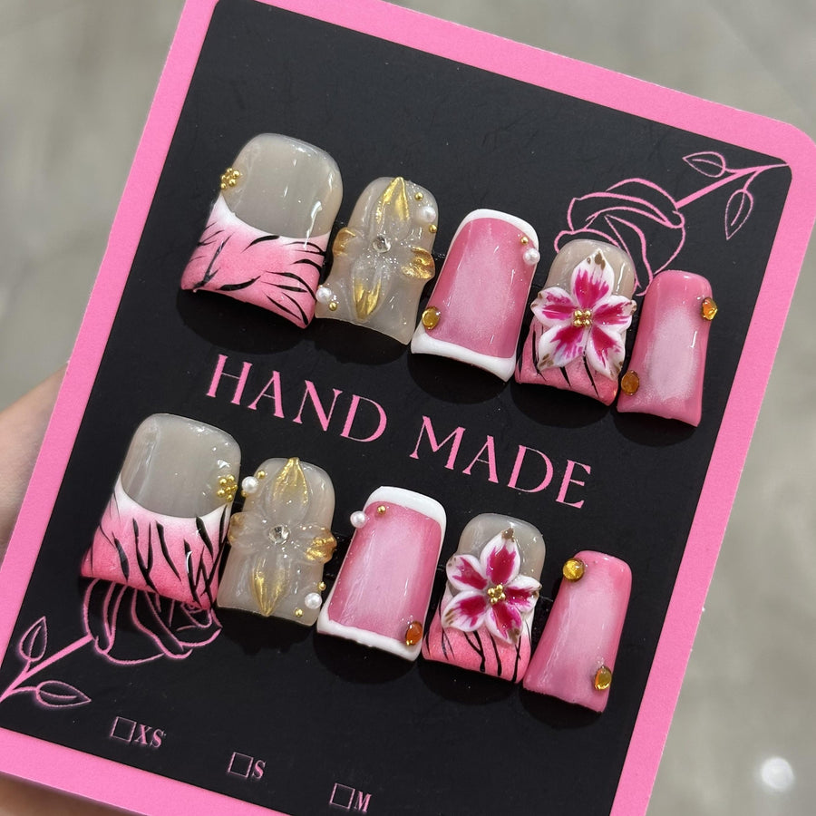 RareGoddess Handcrafted Press-On Nails 鸭嘴26