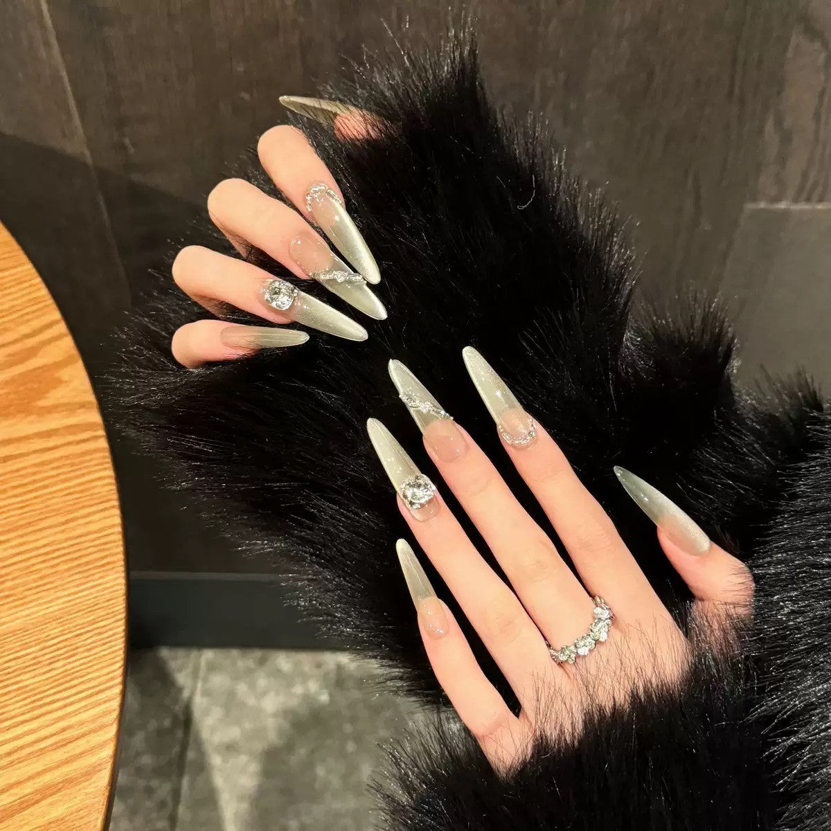 RareGoddess Handcrafted Press-On Nails YH-27