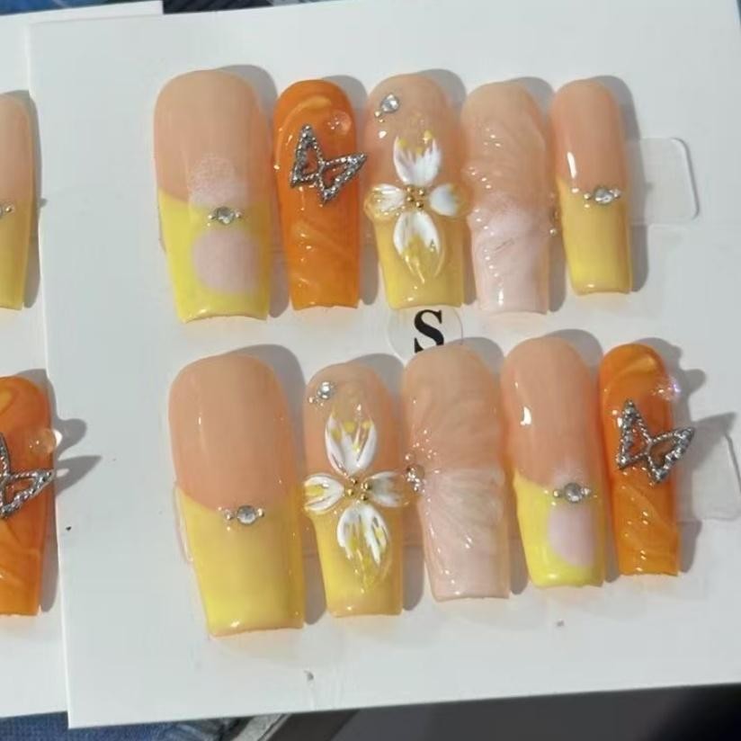 RareGoddess Handcrafted Press-On Nails 水管03