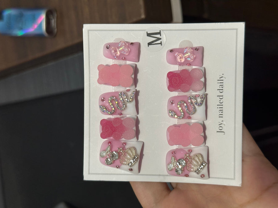 RareGoddess Handcrafted Press-On Nails 鸭嘴38