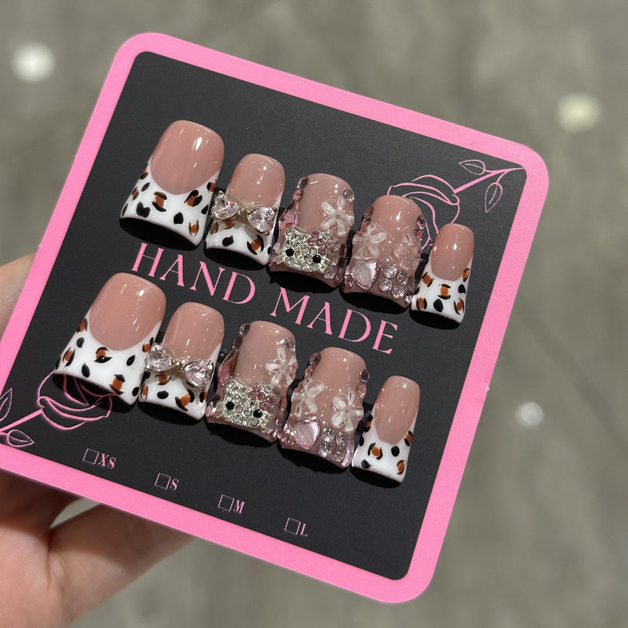 RareGoddess Handcrafted Press-On Nails 鸭嘴25