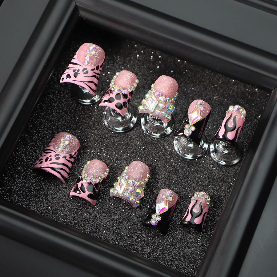 RareGoddess Handcrafted Press-On Nails image_020